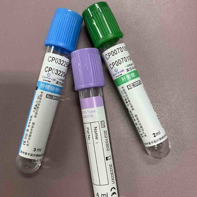 Sangue que recolhe o tubo para a coleção 1ml do plasma do soro - 10ml